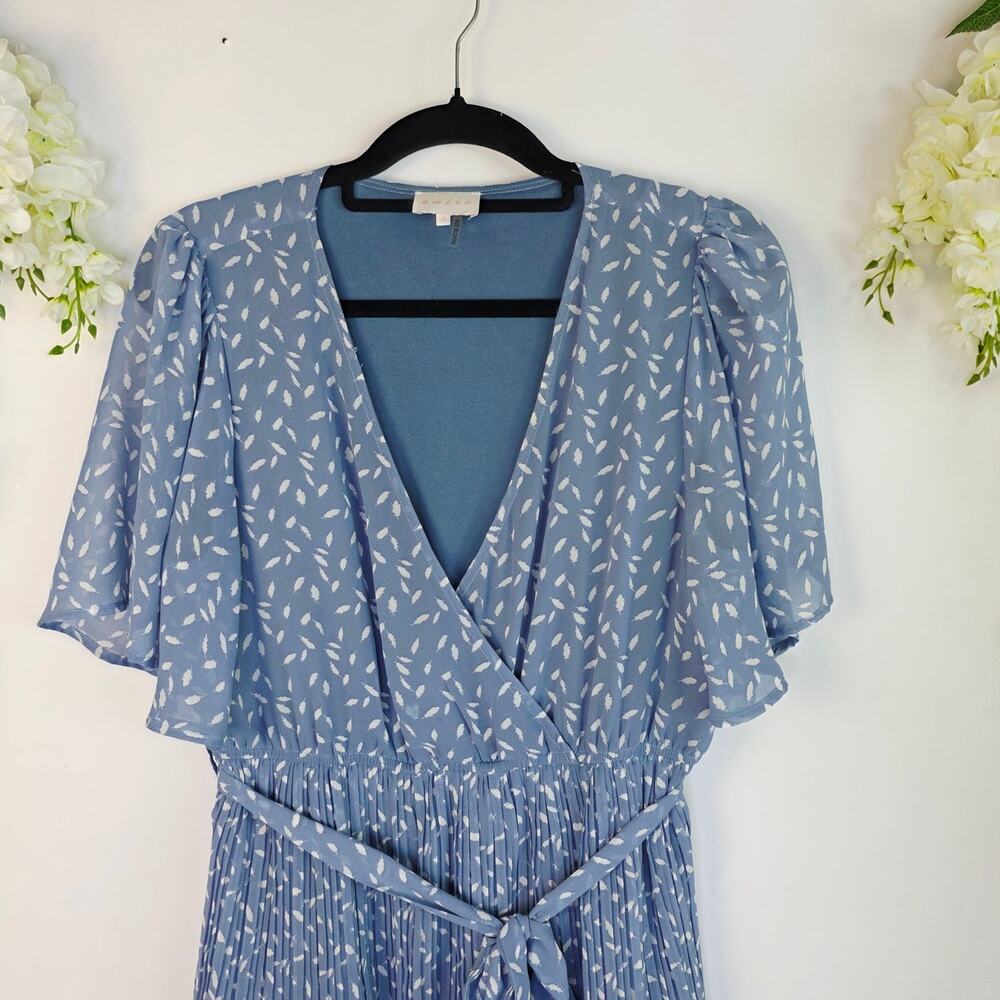 Entro Midi Tiered Dress Large Blue White Feather Pleated Flutter Sleeve Cottage - Picture 4 of 15